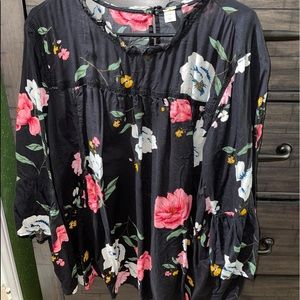 Old Navy Causal Bloaue